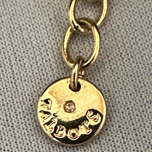 Talbots five strand faux pearl bracelet with navy blue enamel ends - Picture 3 of 4